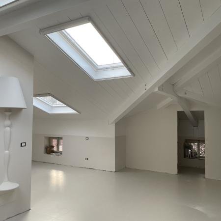 Soffitto di legno in smalto