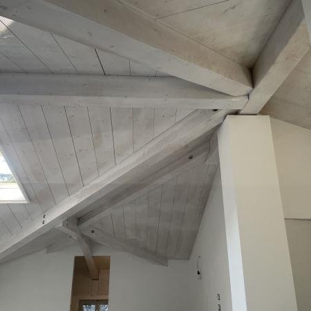 Soffitto di legno prima mano